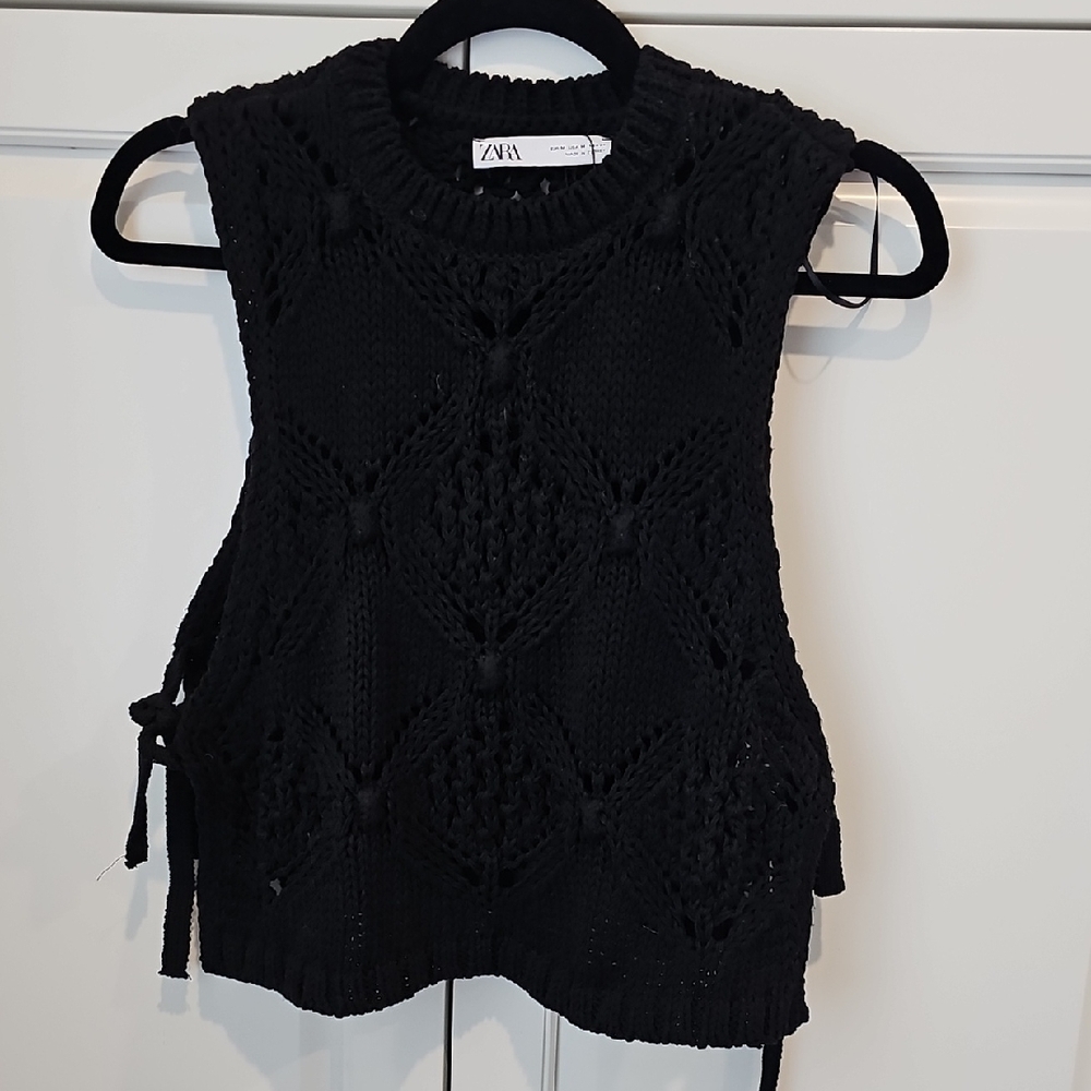 Zara Black Cropped Tie Front Tank Top